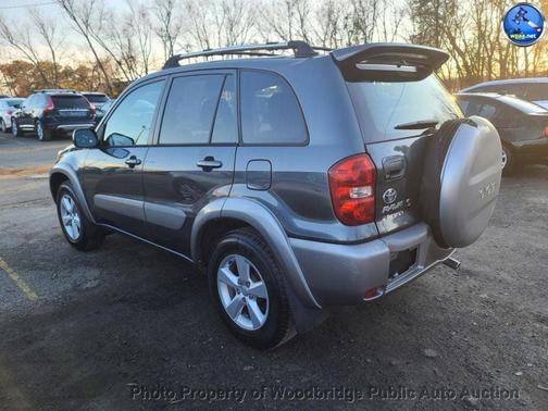 2004 Toyota RAV4 Base