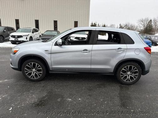 2016 Mitsubishi Outlander Sport 2.4 SE