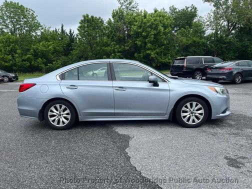 Ice Silver Metallic 2015 Subaru Legacy Premium