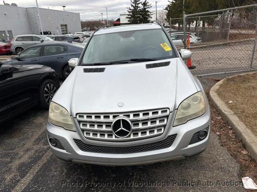 2010 Mercedes-Benz M-Class ML 350 RWD 4dr ML350