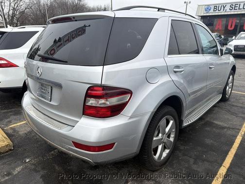 2010 Mercedes-Benz M-Class ML 350 RWD 4dr ML350