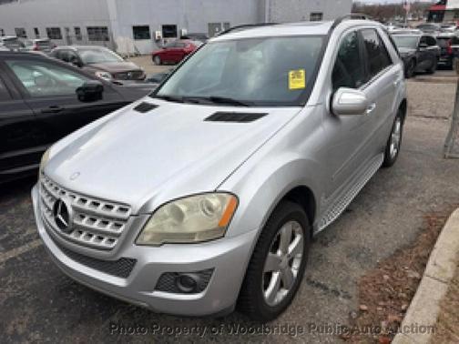 2010 Mercedes-Benz M-Class ML 350 RWD 4dr ML350
