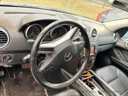 2010 Mercedes-Benz M-Class ML 350 RWD 4dr ML350