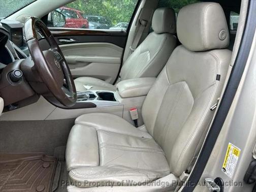 2010 Cadillac SRX Luxury Collection