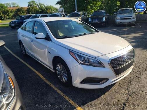 2017 Hyundai SONATA Hybrid SE