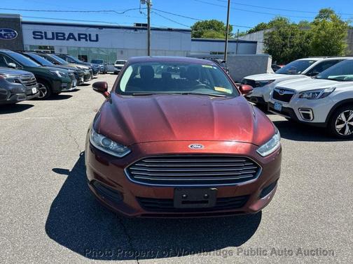 Maroon 2015 Ford Fusion SE