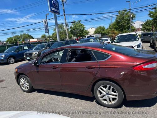 Maroon 2015 Ford Fusion SE