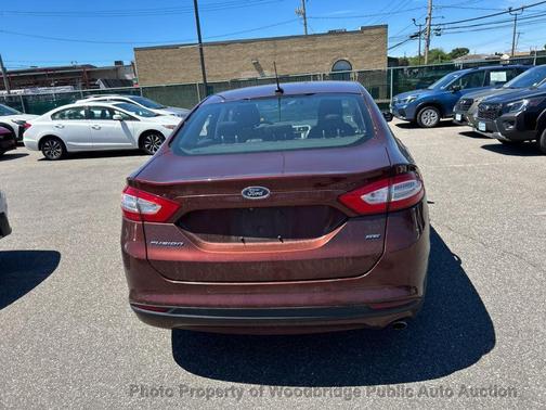 Maroon 2015 Ford Fusion SE