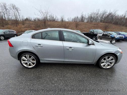 Electric Silver Metallic 2012 Volvo S60 T6
