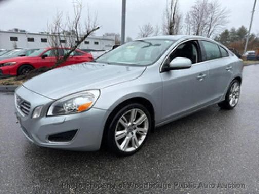 Electric Silver Metallic 2012 Volvo S60 T6