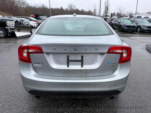 Electric Silver Metallic 2012 Volvo S60 T6