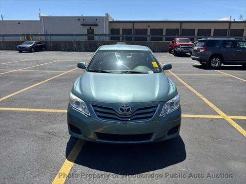 2010 Toyota Camry LE