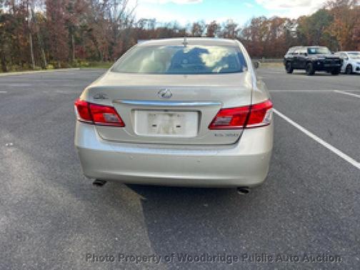 2011 Lexus ES 350 Base