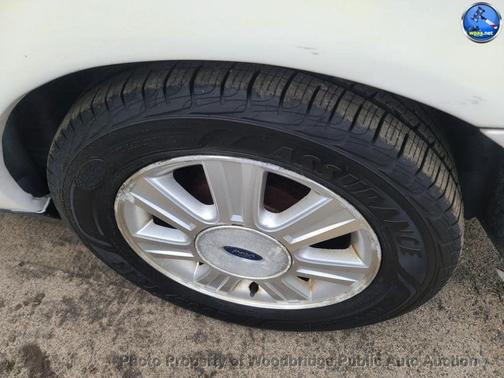 2003 Ford Taurus SEL