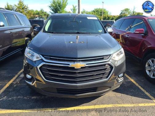 Gray 2018 Chevrolet Traverse LT Cloth