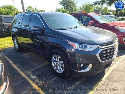 Gray 2018 Chevrolet Traverse LT Cloth