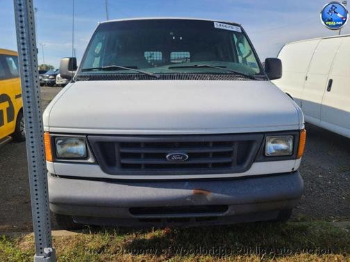 2006 Ford E250 Base