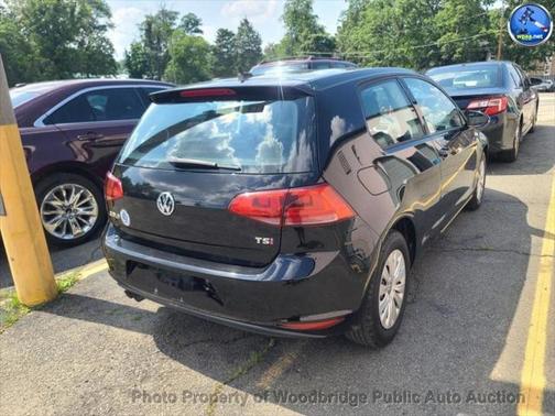 2015 Volkswagen Golf Launch Edition 2-Door