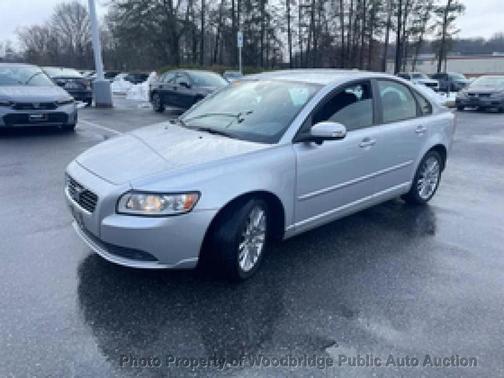 2010 Volvo S40 2.4i
