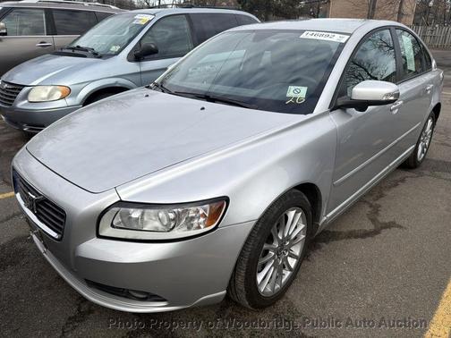2010 Volvo S40 2.4i