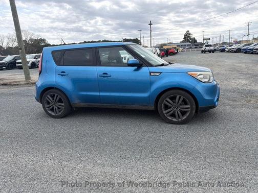 2015 Kia Soul +