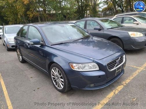 2010 Volvo S40 2.4i