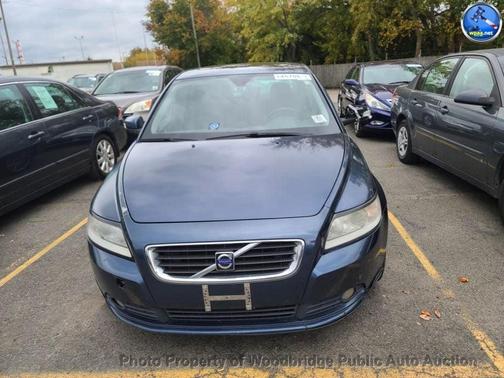 2010 Volvo S40 2.4i