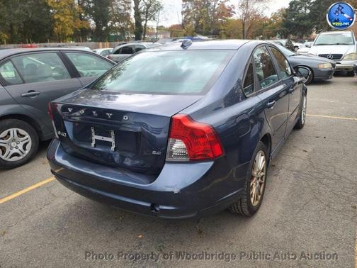 2010 Volvo S40 2.4i