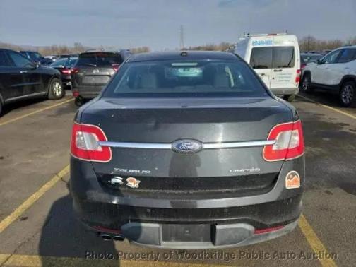 2010 Ford Taurus Limited