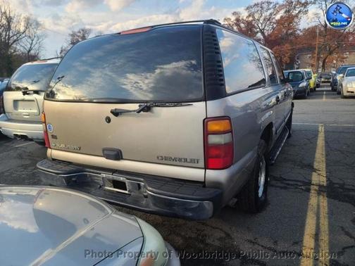 2002 Chevrolet Suburban 1500 LS