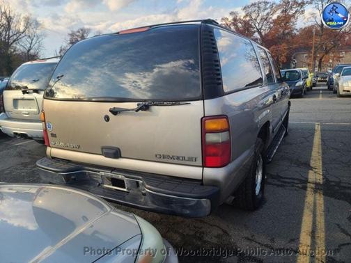 2002 Chevrolet Suburban 1500 LS