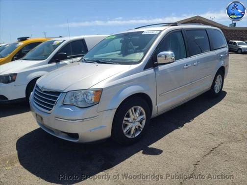 2009 Chrysler Town & Country Limited