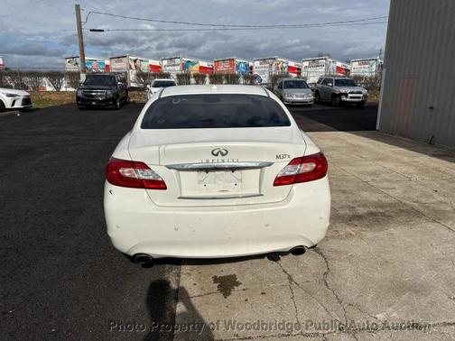 2013 INFINITI M37x Base