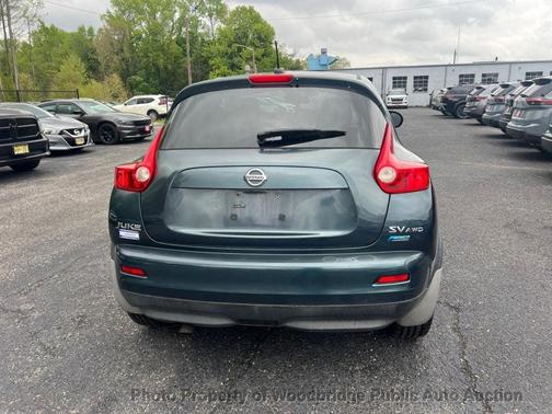 Gray 2012 Nissan Juke 5dr Wagon CVT SV AWD