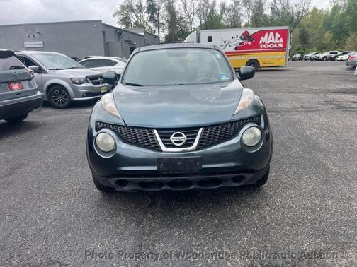 Gray 2012 Nissan Juke 5dr Wagon CVT SV AWD
