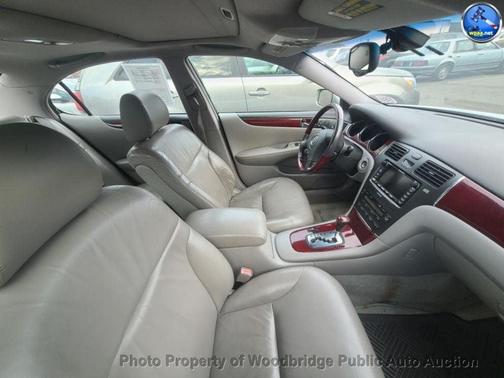 2003 Lexus ES 300 Base