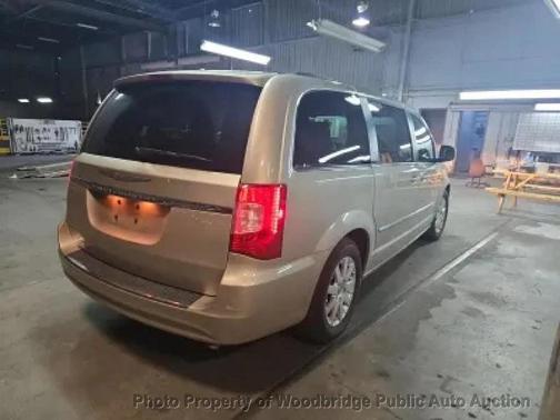 2015 Chrysler Town & Country Touring