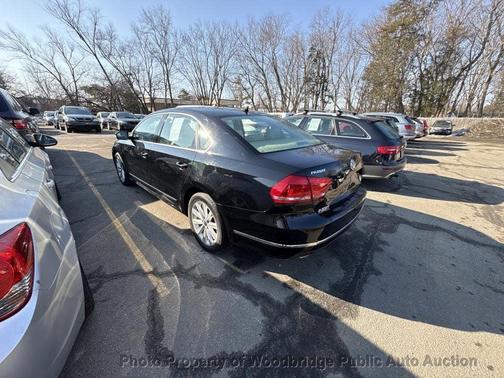 2013 Volkswagen Passat 2.5 SEL Premium