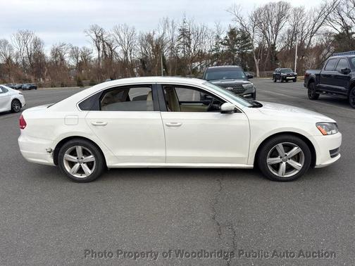 2013 Volkswagen Passat 2.5 SE