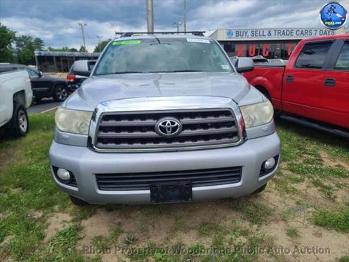 2010 Toyota Sequoia SR5