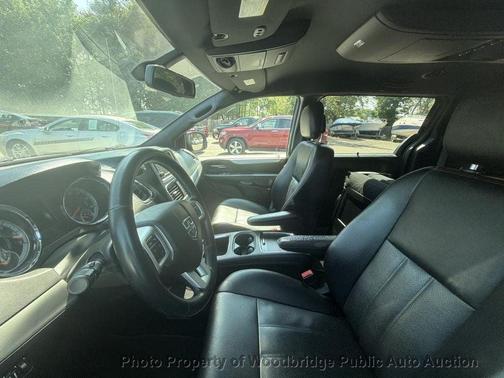 Granite Pearlcoat 2019 Dodge Grand Caravan GT