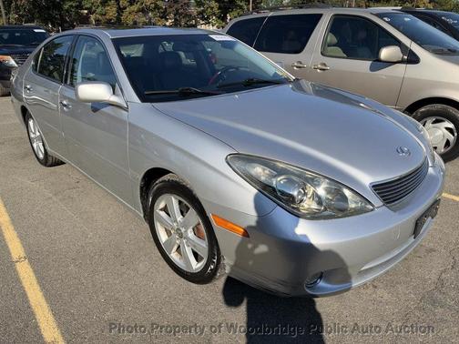 Classic Silver Metallic 2005 Lexus ES 330 Base
