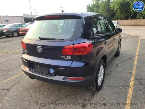 Night Blue Metallic 2014 Volkswagen Tiguan 4MOTION Auto S