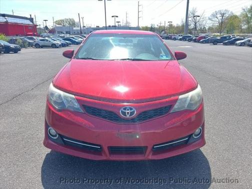 2014 Toyota Camry SE