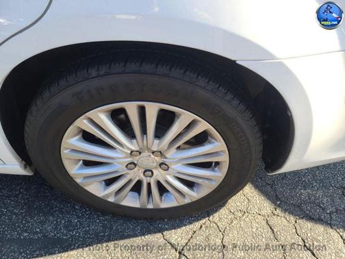 2012 Chrysler 300 Limited