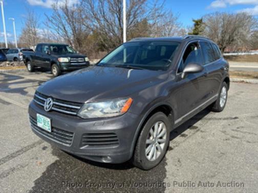Gray 2012 Volkswagen Touareg VR6 Sport