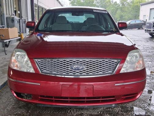 Red Fire Clearcoat Metallic 2007 Ford Five Hundred SEL