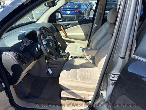 Black Onyx 2006 Saturn Vue Base