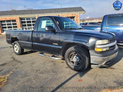 2002 Chevrolet Silverado 1500 Base