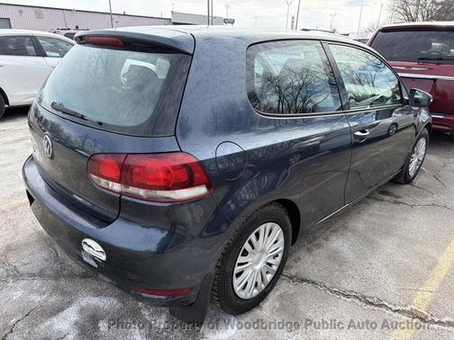 2011 Volkswagen Golf 2.5L 2-Door
